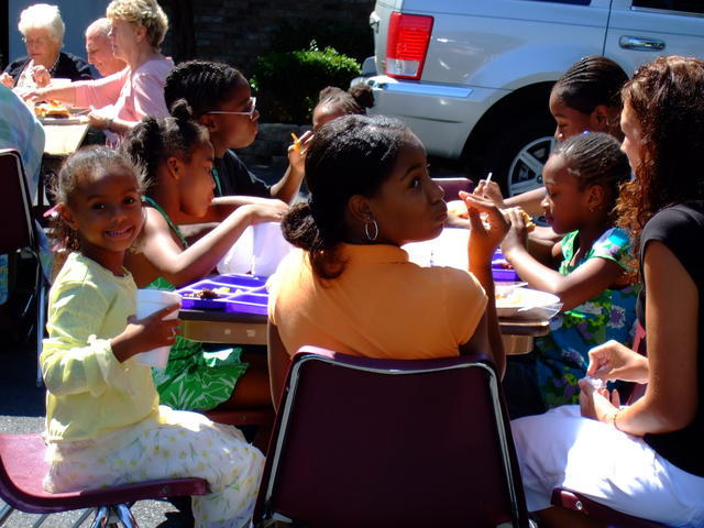 2007_091607picnicchurch0012
