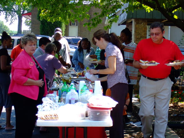 2007_091607picnicchurch0015