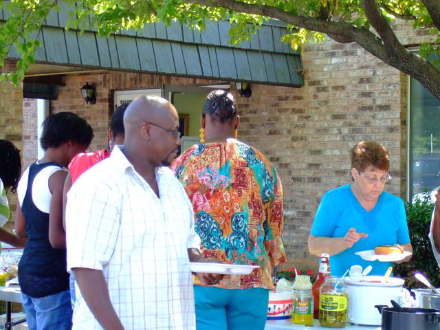 2007_091607picnicchurch0029