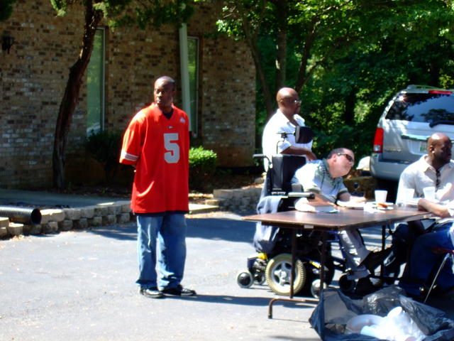 2007_091607picnicchurch0037