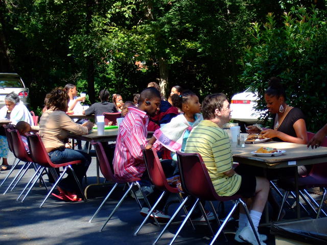 2007_091607picnicchurch0009
