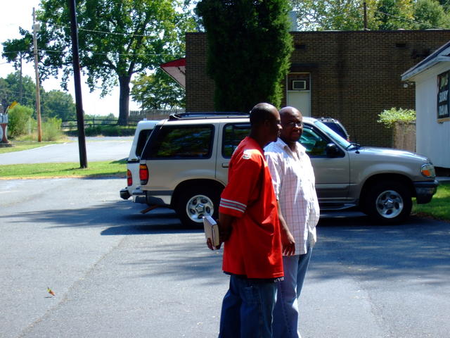 2007_091607picnicchurch0010